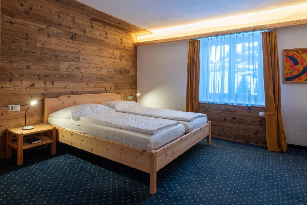 Hotel Grischuna ビビオ エクステリア 写真